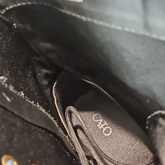 Boots - Picture 7 of 7